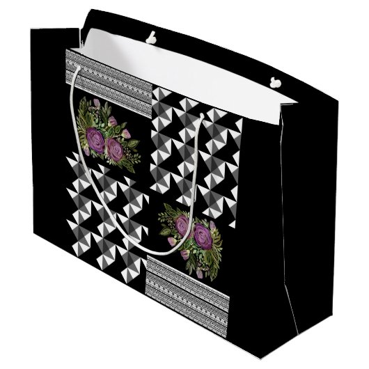 Rustikal, Patchwork, Rose Große Geschenktüte (Rückseite Schrägansicht)