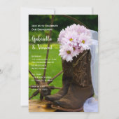 Rustikal Pink Daisies Cowboy Boots Engagement Part Einladung (Vorderseite)