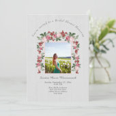 Rustikal rosa Blütenweißes Brautparty Invita Einladung (Stehend Vorderseite)