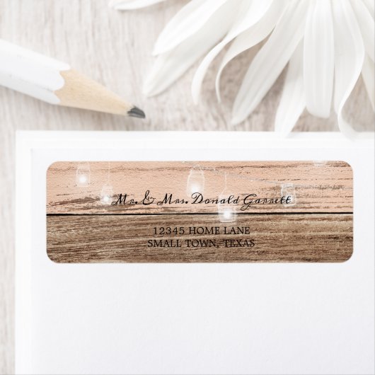 Rustikal rosa Holz und Laternen (Insitu)