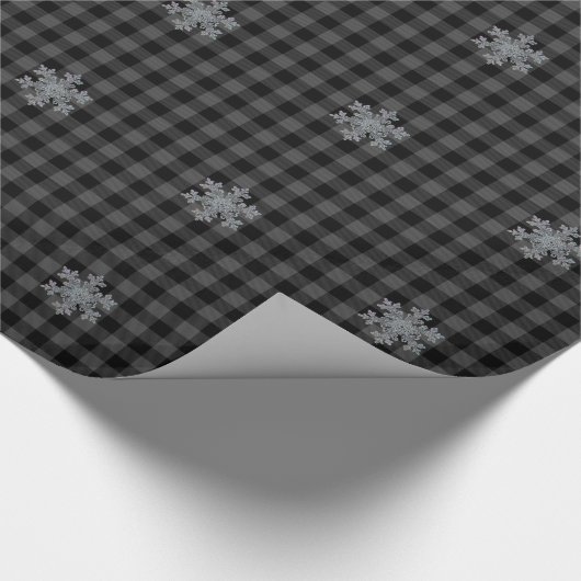 Rustikal, schwarz, grau Tartan kariert - Schneeflo Geschenkpapier (Ecke)