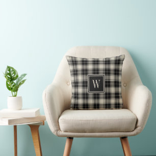 Rustikal schwarz und weiß Kariert mit Monogramm Kissen