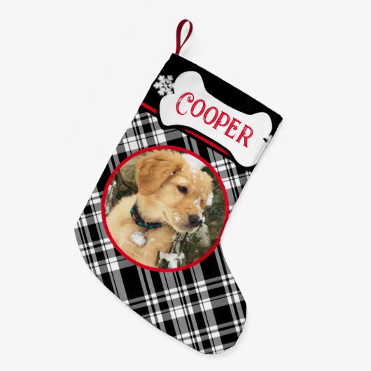 Rustikal, schwarz-weiß kariert mit Kiefernzapfen Kleiner Weihnachtsstrumpf (Vorderansicht (hängend))