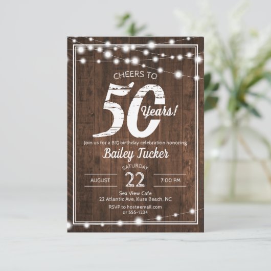 Rustikale 50. Geburtstagsparty Einladung (Stehend Vorderseite)