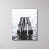 Rustikale Altholzposten am Pier Leinwanddruck (Vorderseite)