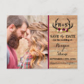 Rustikale Antlers Floral Burgundy Wood Save the Da Ankündigungspostkarte (Vorderseite)