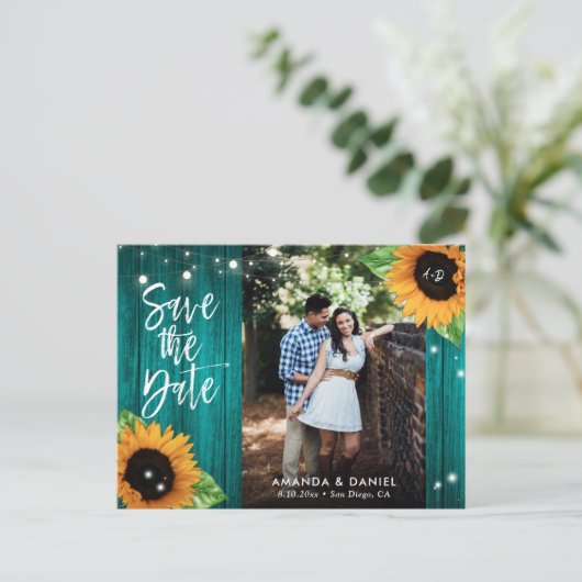 Rustikale Aquamarine Sonnenblume Save the Date Pos Ankündigungspostkarte (Stehend Vorderseite)
