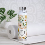 Rustikale Aquarell-Wilde Blume Logo für Unternehme Trinkflasche<br><div class="desc">Rustikale Watercolor Wild Blume Logo Corporate Water Flaschen mit einem modernen Aquarell Blumenmuster in Orange,  Rosa,  Blau und Grün mit Ihrem eigenen Firmenlogo. Ideal für Firmengeschenke,  Schule,  Sport,  Gymnastik,  Reisen und vieles mehr. Designed by ©2024 Evco Studio www.zazzle.com/store/evcostudio</div>