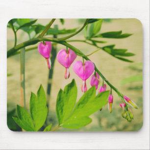 Rustikale asiatische Blutungen Herz Lamprocapnos B Mousepad