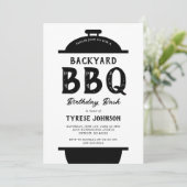 Rustikale Backyard GRILLEN Geburtstagsparty Einladung (Stehend Vorderseite)