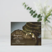 Rustikale Barn & Tree Lights Hochzeitskarte Einladung (Stehend Vorderseite)