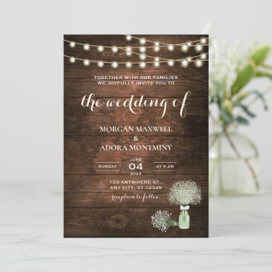 Rustikale Barn Wood Mason Jar String Lights Hochze Einladung (Stehend Vorderseite)