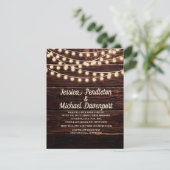 Rustikale Barnholz-String-Lichter Hochzeit Einladu Einladung (Stehend Vorderseite)