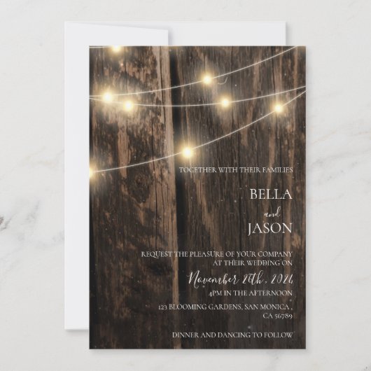 Rustikale Barnholz-String Lights Country Wedding Einladung (Vorderseite)