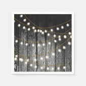 Rustikale Barschschwarz Holz Gold String Lights Serviette (Vorderseite)