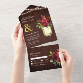 Rustikale Bartholz Mason Jar Burgundy Floral Weddi All In One Einladung (Abreißen)