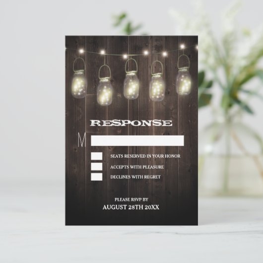 Rustikale Bartholz-Mason Jar Wedding RSVP-Karten RSVP Karte (Stehend Vorderseite)