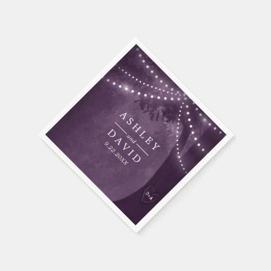 Rustikale Baumhütte Lila Strandlichter Hochzeit Serviette (Ecke)