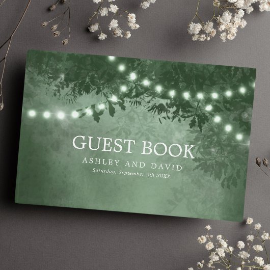 Rustikale Baumreihe von Lichtern Grüne Hochzeit Gästebuch
