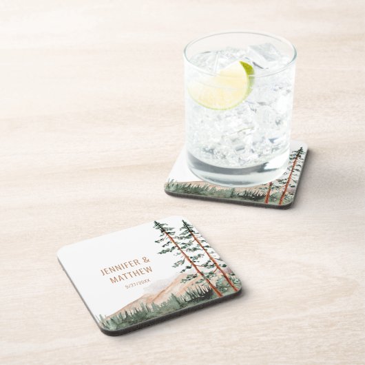 Rustikale Berglandschaft, Nebel, Pinienbäume Hochz Getränkeuntersetzer (Rechte Seite)