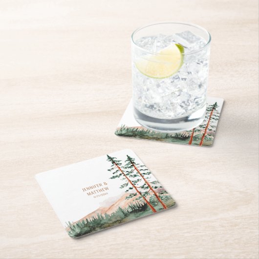 Rustikale Berglandschaft, Nebel, Pinienbäume Hochz Rechteckiger Pappuntersetzer (Vor Ort)