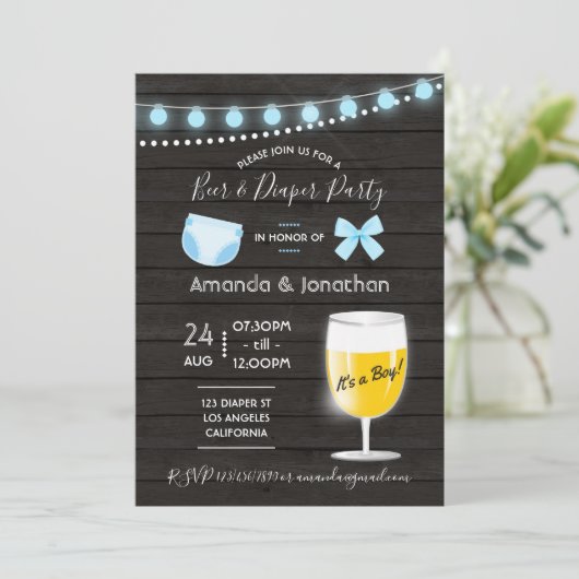 Rustikale Bierbrauerei und Windeln Babydusche Einladung (Stehend Vorderseite)