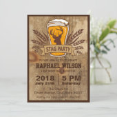Rustikale Biere & Stag Bachelor Party Card Einladung (Stehend Vorderseite)