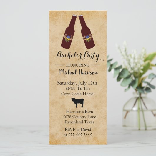 Rustikale Bierflasche Einladung (Stehend Vorderseite)