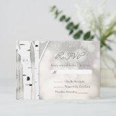 Rustikale Birch Tree Winter White Snowy RSVP Card (Stehend Vorderseite)