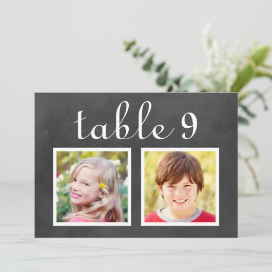 Rustikale Black Chalkboard Hochzeit Foto Tischnumm Einladung (Stehend Vorderseite)