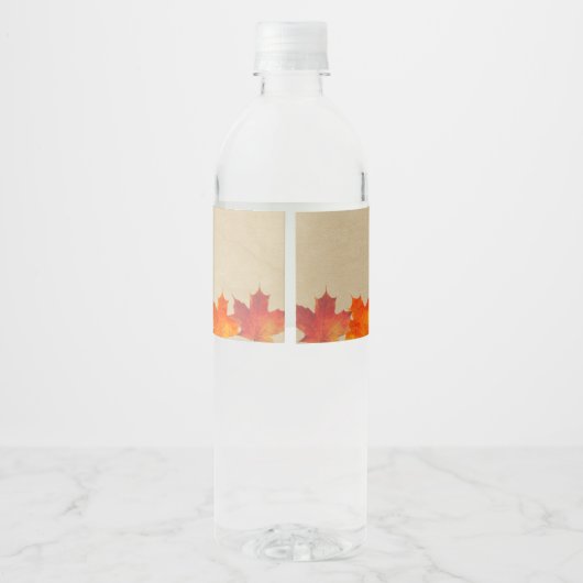 Rustikale Blätter sinken in der Liebe Gastgeschenk Wasserflaschenetikett (Rückseite)