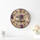 Rustikale Blume aus Lila Holz, rosa Rosen Große Wanduhr (Zuhause)