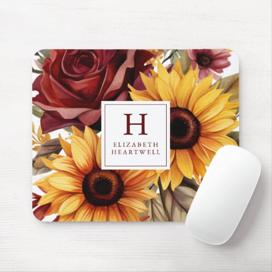 Rustikale Blumenblumen Burgundy Monogram Mousepad (Mit Mouse)
