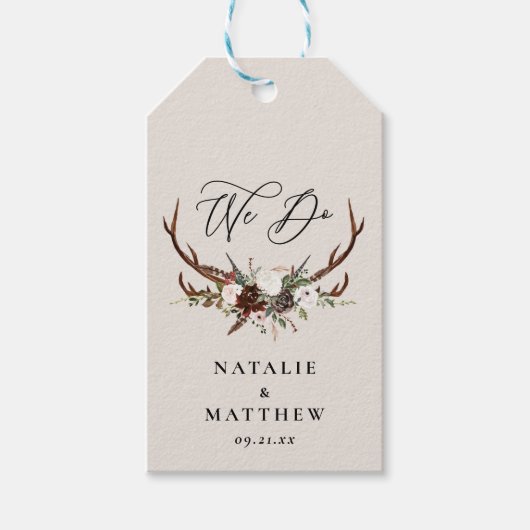 rustikale, blumengeschmückte personalisierte Hochz Geschenkanhänger (Vorderseite)