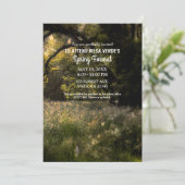 Rustikale, blumengeschmückte Waldbaumfeder Einladung (Stehend Vorderseite)