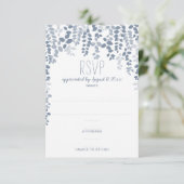 Rustikale Blumenhochzeit RSVP / Antwort (Dusty Blu (Stehend Vorderseite)