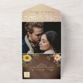 Rustikale Blumenstrauß-Hochzeit All In One Einladung (Außenbereich)