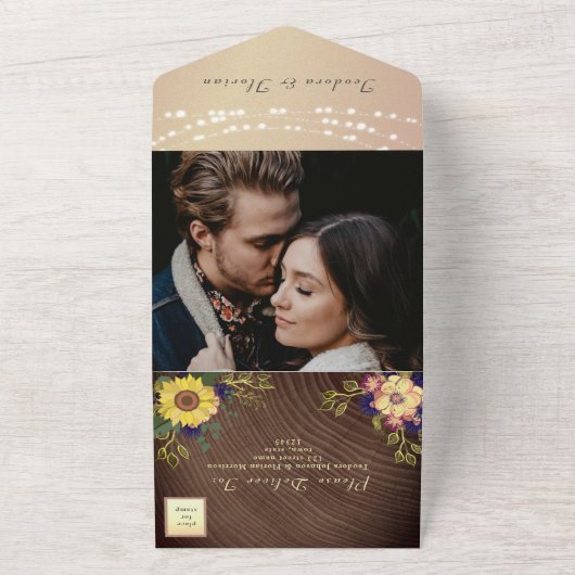 Rustikale Blumenstrauß-Hochzeit All In One Einladung (Außenbereich)