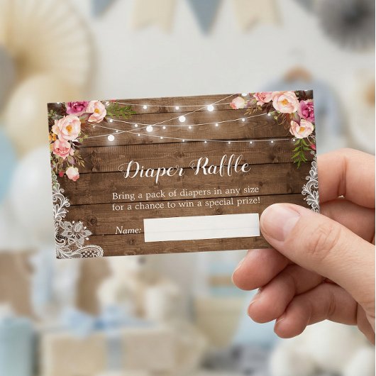 Rustikale Blumenzange-Lichter, die sich in einem W