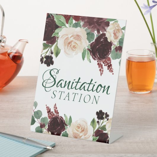 Rustikale Blüten | Terracotta und Marsala Sanitäre Sockelschild (In Situ)