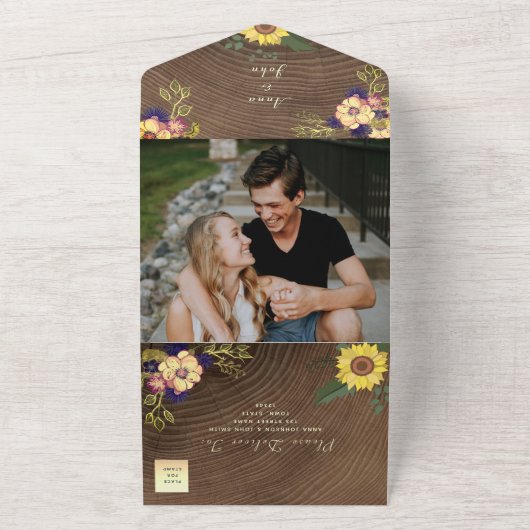 Rustikale Blütenholzhochzeit All In One Einladung (Außenbereich)