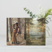 Rustikale Boho-Wald-Lichterketten-Hochzeitsfoto Save The Date (Stehend Vorderseite)