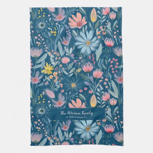 Rustikale botanische Aquarellfarben Blume Familien Geschirrtuch (Vertikal)