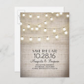Rustikale Bruch- und Stringlampen Save the Date Ankündigungspostkarte (Vorne/Hinten)