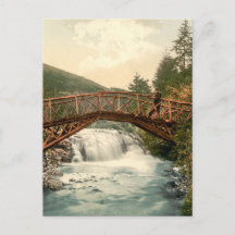 Rustikale Brücke in Glenariff. Co. Antrim, Irland