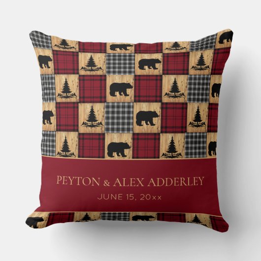 Rustikale Buffalo Karo Bears Hochzeitstag Kissen (Vorderseite)
