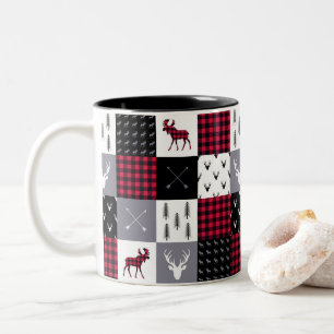 Rustikale Buffalo-Karo-Patchwork-Weihnachten in Ro Zweifarbige Tasse