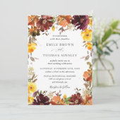 Rustikale Burgund-Orange-Gelbe Hochzeit im Herbst Einladung (Stehend Vorderseite)
