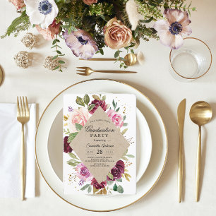 Rustikale Burgundy Kraft Floral Graduation Party Einladung