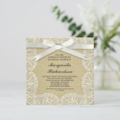 Rustikale Burlap mit weißer Spitze und Bugbridaldu Einladung (Stehend Vorderseite)